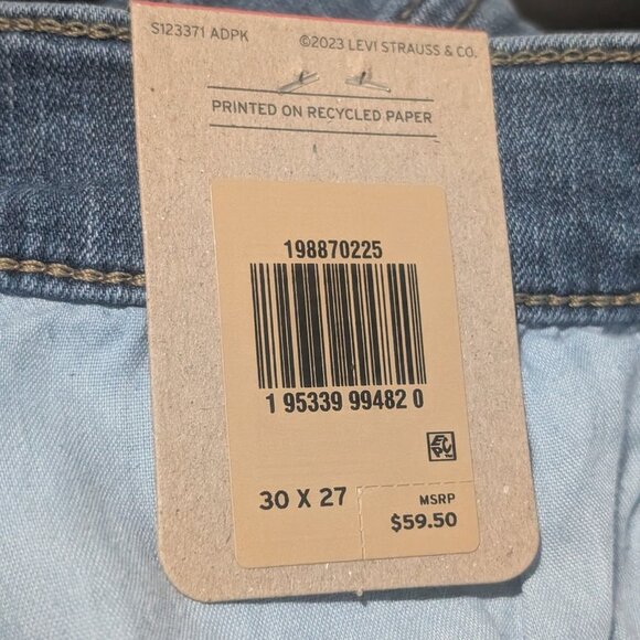 Levi's | Boyfriend Mid-Rise Jeans In Lapis Gem Medium Wash - Picture 10 of 12